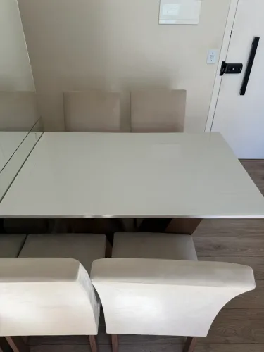 Mesa de Jantar 4 Lugares com Tampo de Vidro Branco + 4 Cadeiras