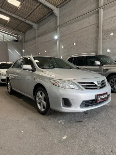 Toyota Corolla GLI 1.8 Flex 16V Aut. 2014