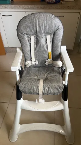 Cadeira alimentação pra bebê Galzerano