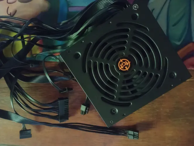 Fonte tgt 500w