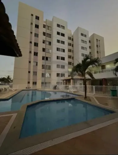 Ref. 527 (G) Jardim Centenário. Vende-se apartamento de 3/4, suite, varanda, elevador e mu