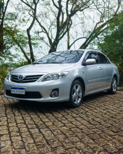 Toyota Corolla GLI 1.8 Flex 16V Aut. 2013