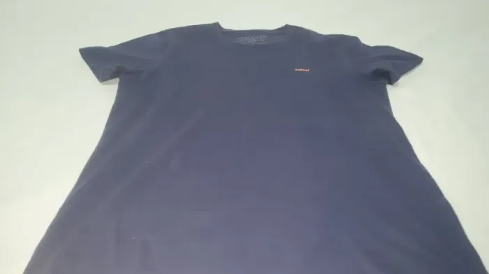 Camiseta Colcci Masculina Tamanho M Azul Marinho