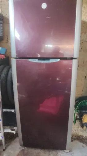 Geladeira ge Fost free ((gelando pouco demais))