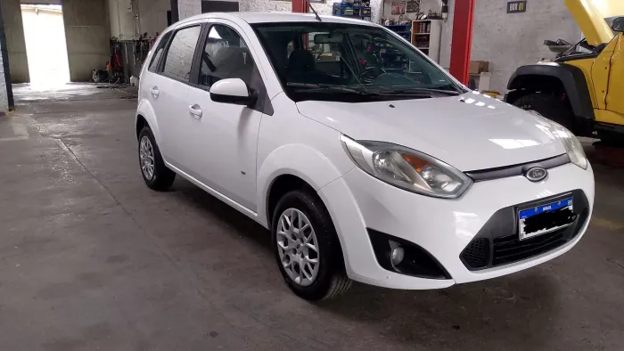 Ford Fiesta SE 1.0 8V Flex 5P 2014