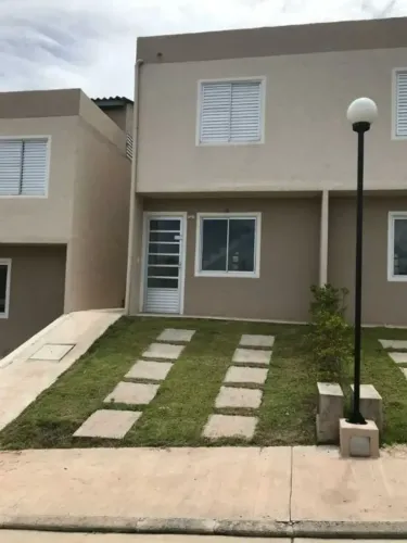 Sobrado com 2 dormitórios à venda, 52 m² por R$ 370.000,00 - Vila São Geraldo - São José d
