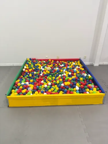 Piscina de bolinha