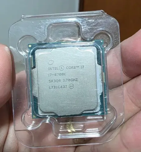Intel Core i7-8700K 12 núcleos até 4,70GHz