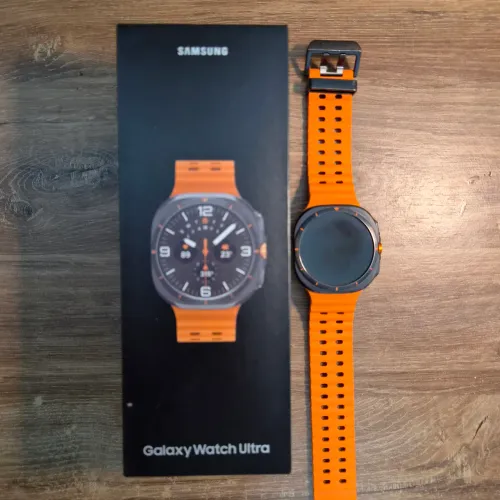 Samsung Galaxy Watch Ultra, LTE, 47mm, 32GB, cor titânio laranja, c/ caixa acessórios.