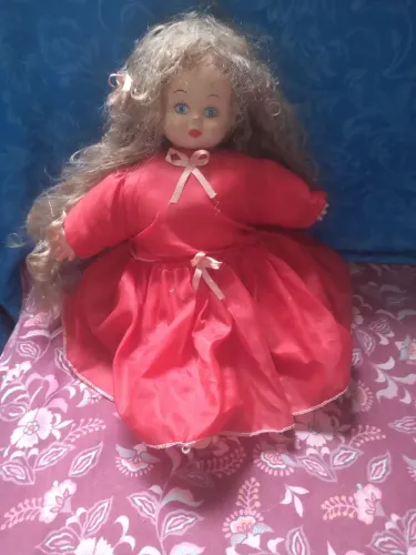 Antiga boneca dos anos 90