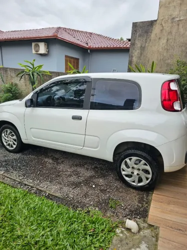 Fiat Uno Vivace 1.0 EVO Fire Flex 8V 3P 2015