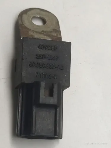 capacitor de ignição jeep Compass 68080837AB