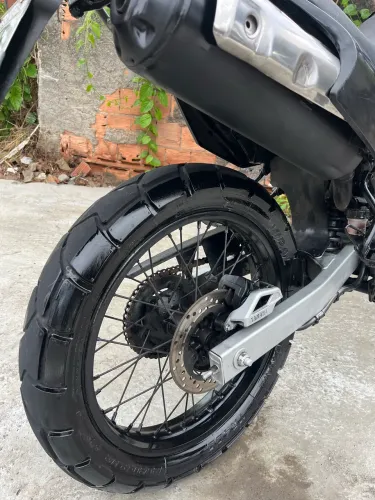 Moto não completou nem 58mil km , bem pouco para 16 anos