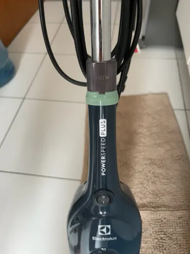 Vendo aspirador de pó em estado de novo!