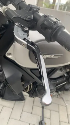 Manetes Ajustáveis Freio e Embreagem Ducati Scrambler 800
