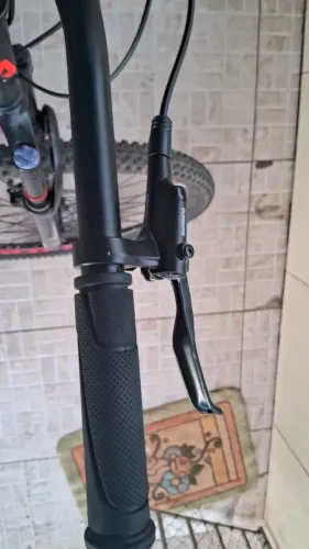 Bicicleta aro 29 já com mt200 freio hidraulico