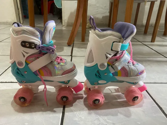 Patins rosa infantil