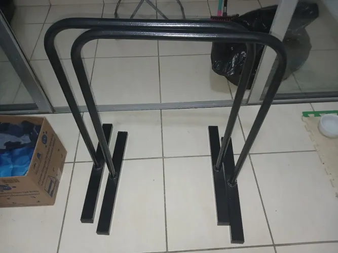 Barras paralelas, calistenia, exercício em casa. 80cm de altura, 55cm de comprimento