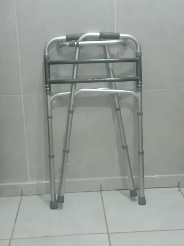 Vendo, seminovo