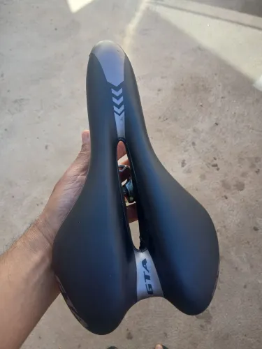 SELIM GTA seminovo usado poucas vezes, CHINELO  OLYMPIKUS  41/42 ,