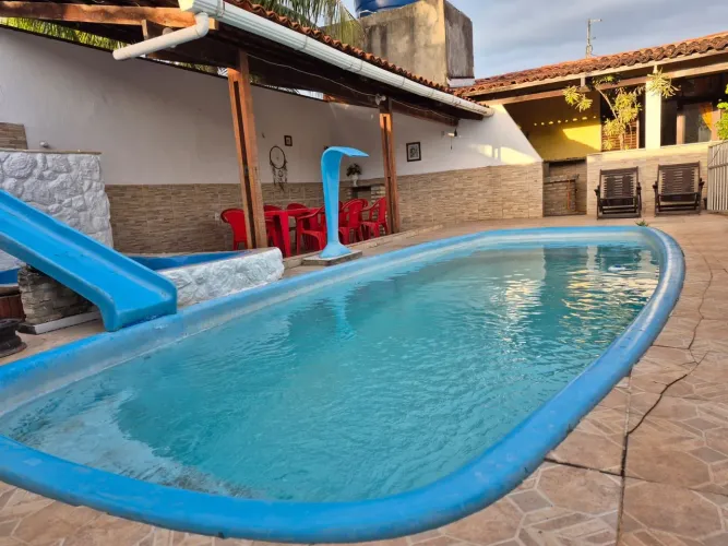 Casa com Espaço de eventos na Redinha velha
