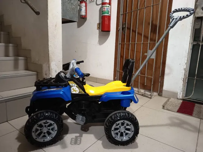Quadriciclo infantil
