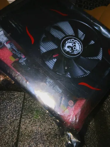 Placa de vídeo RX 550 4gb vram ddr7