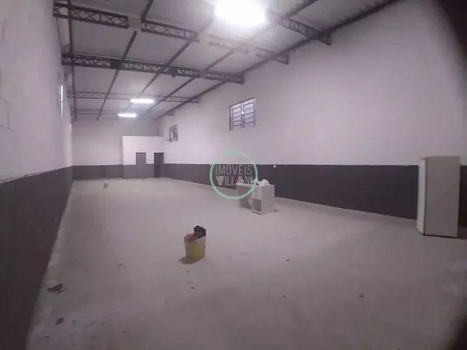 Galpão no Jardim Satélite 326m²