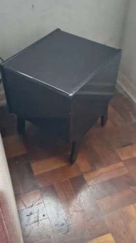 Mesa cabeceira,36 x 41 x 44