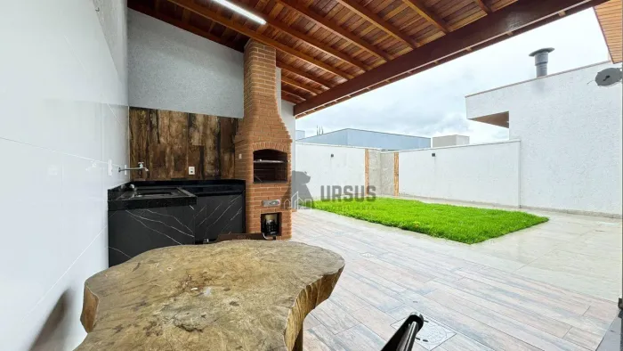 Casa Alto Padrão à Venda no Condomínio Tecoara Taubaté | 3 Dormitórios, 181m² e Excelente
