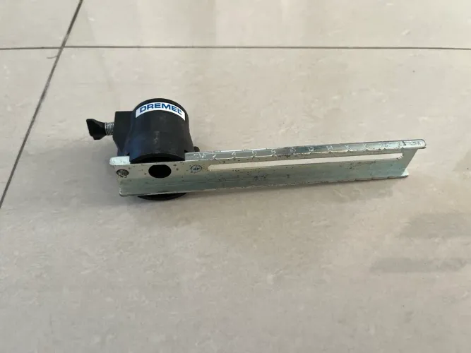Guia de corte circular e paralelo Dremel acomplamento micro retífica 