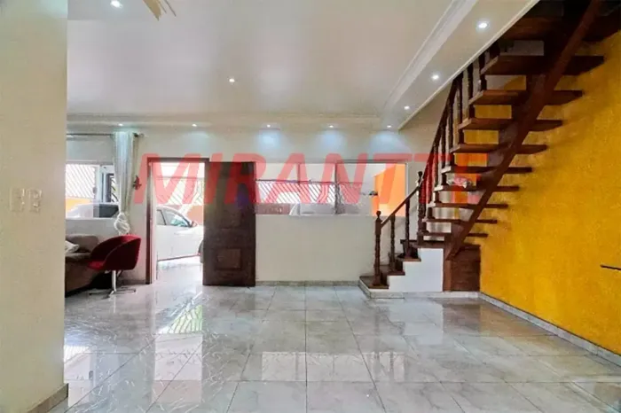 Sobrado à venda na Freguesia do Ó - 171 m² 3 quartos e 5 vagas.