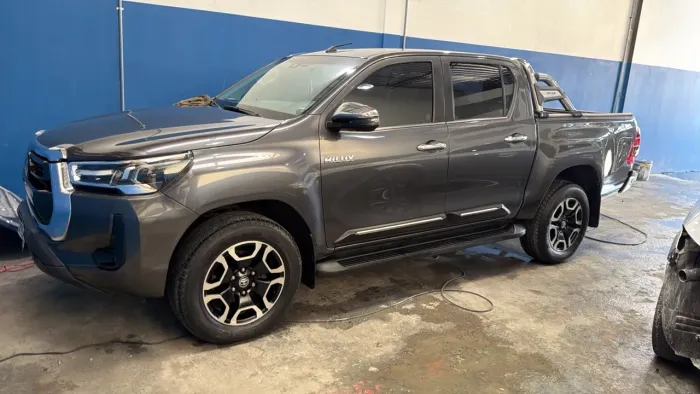 Toyota Hilux CD SRX 4X4 2.8 TDI 16V Diesel Aut. 2023