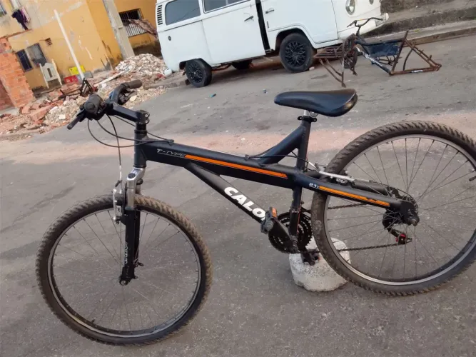 VENDO BIKE ARO 26 EXCELENTE ?