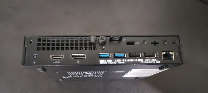 Mini Pc i3 7 geração 8gb ram 512 SSD 