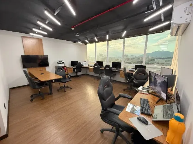Investimento! Vendo Sala Comercial em Jardim Camburi com 38m² e 1 Vaga - R$ 350.000,00