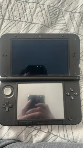 Nintendo 3DS XL old+ Pokémon alpha sapphire+Super mario Bros 2