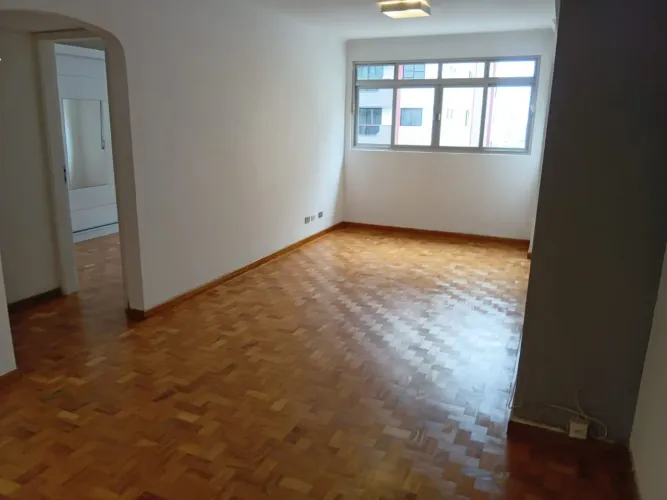 Apartamento para locação - 02 dormitórios, sala ampla e iluminada, 86m - 01 vaga -