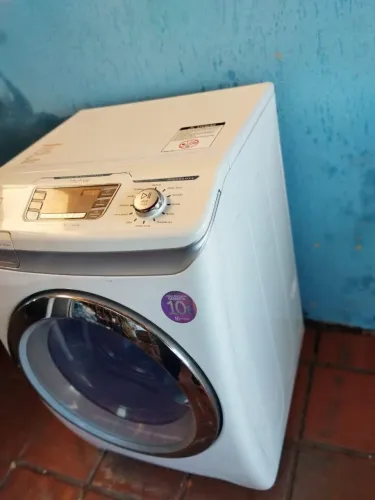 Lave e seca Electrolux 10kg