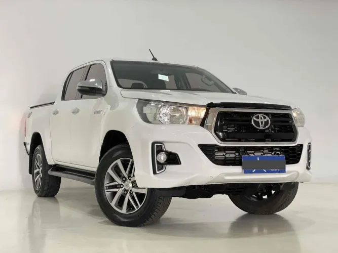 Toyota Hilux CD SRV 4X4 2.8 TDI Diesel Aut. 2020