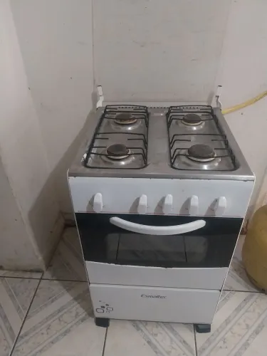 Vende-se fogao esmaltec 4 bocas
