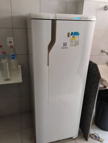 Geladeira Eletrolux