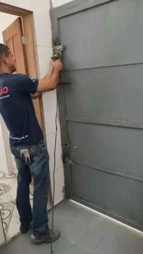 Fabricação de Portões, Grades, Portas, Janelas e Reformas