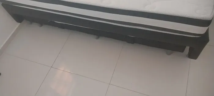 Cama de solteiro com auxiliar Ortobom . Semenova