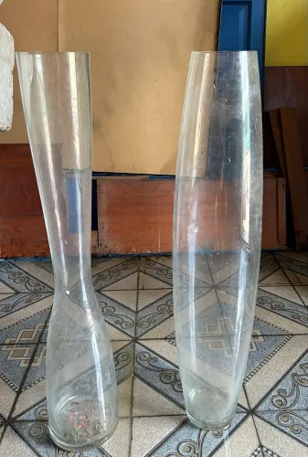 Vidros grossos e altos com 1.20 de altura