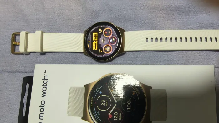 Moto watch 120