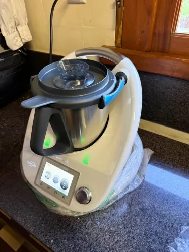 Thermomix TM5 Vorwerk - Robô de Cozinha Alemão Novo na Caixa