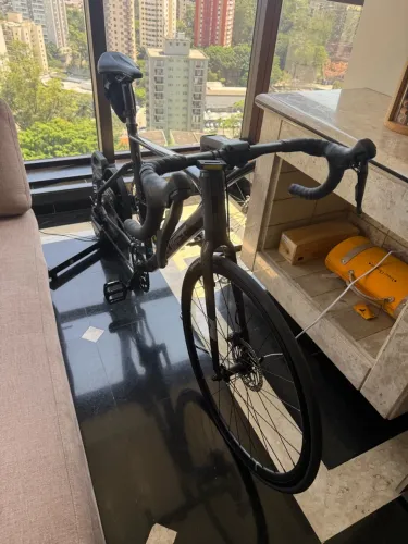 Bicicleta Swift Enduravox Pro Disc + Elite Suito T Smart Interativo