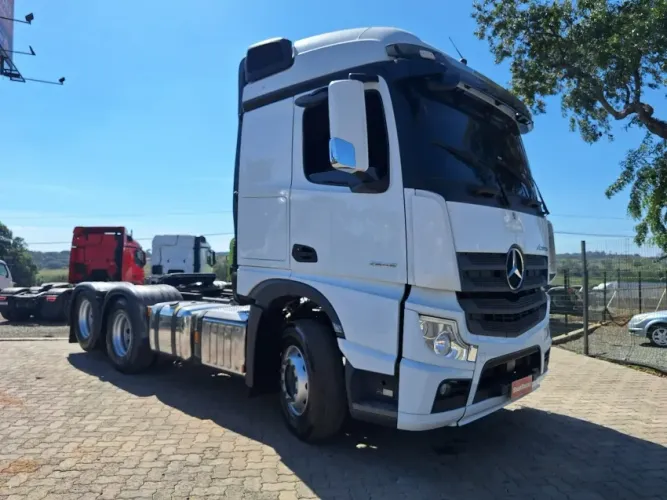 Mercedes-Benz Actros 2548 LS 6x2 2023/2024..
