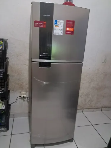 Vendo uma geladeira brastemp 380 litro uma semana de uso novo ainda no plástico garantia